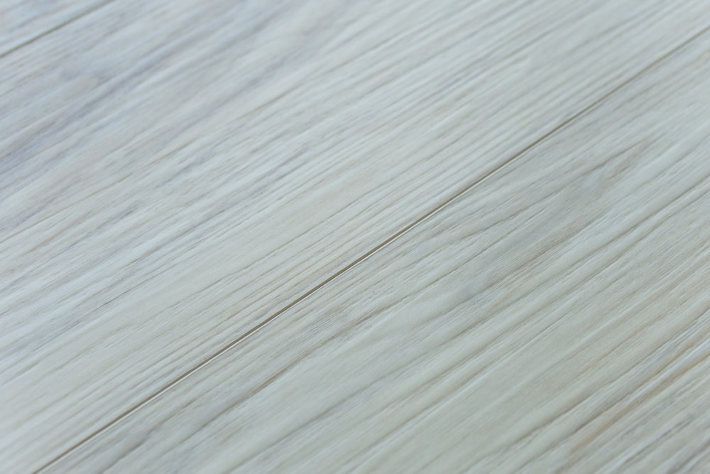 Замковая ПВХ плитка "Art Tile" Клён Жемчужный (1220*152*5 мм) — купить в Москве