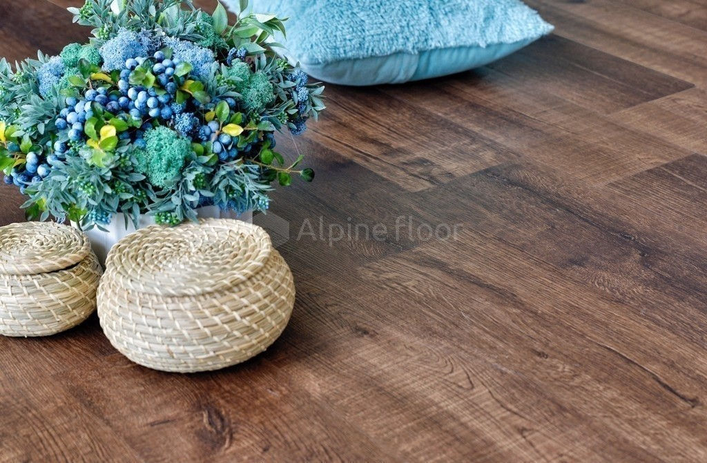 Замковая ПВХ плитка "Alpine Floor" Дуб Мокка Синхронное тиснение  (1220*183*6мм) — купить в Москве