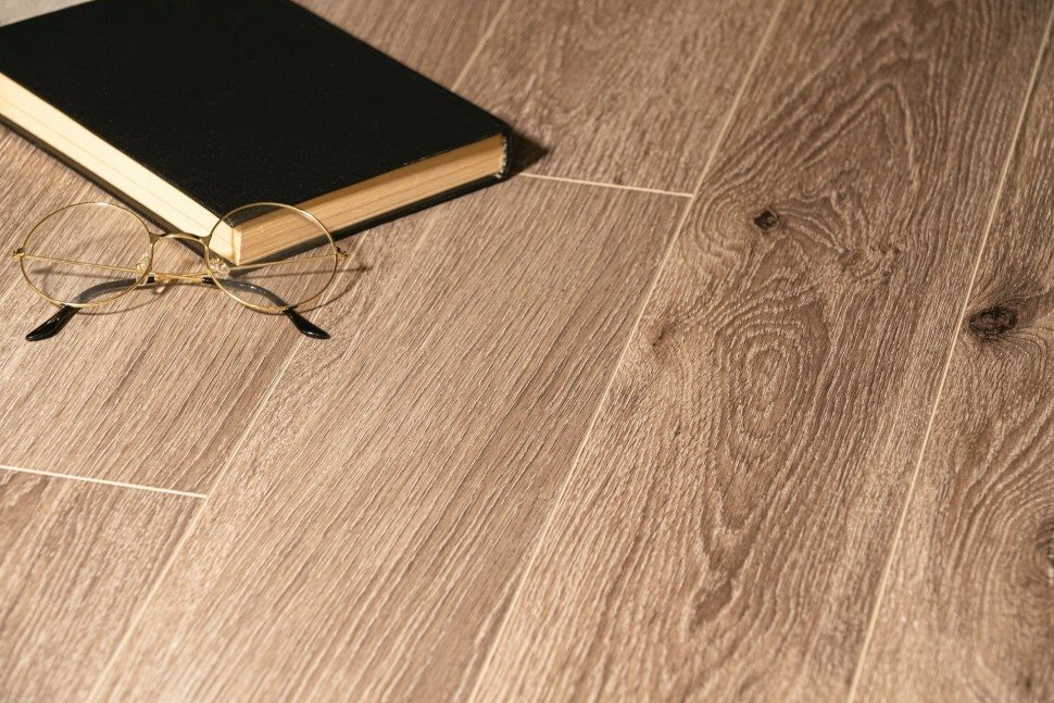 Виниловый ламинат "Bonkeel" Style Дуб Матира (1200*125*4 мм) — купить в Москве