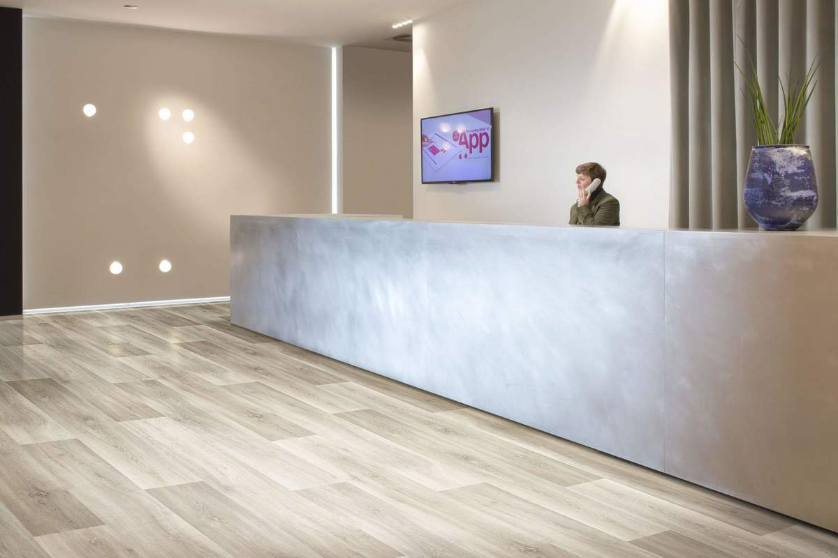 Замковая ПВХ плитка "Berry Alloc" Pureclick 55 LIME OAK 139S (204*1326*5 мм) — купить в Москве