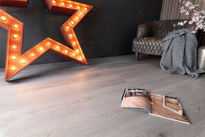 Замковая ПВХ плитка "Aquafloor" AF8022XXL (1800*228*8 мм) — купить в Москве