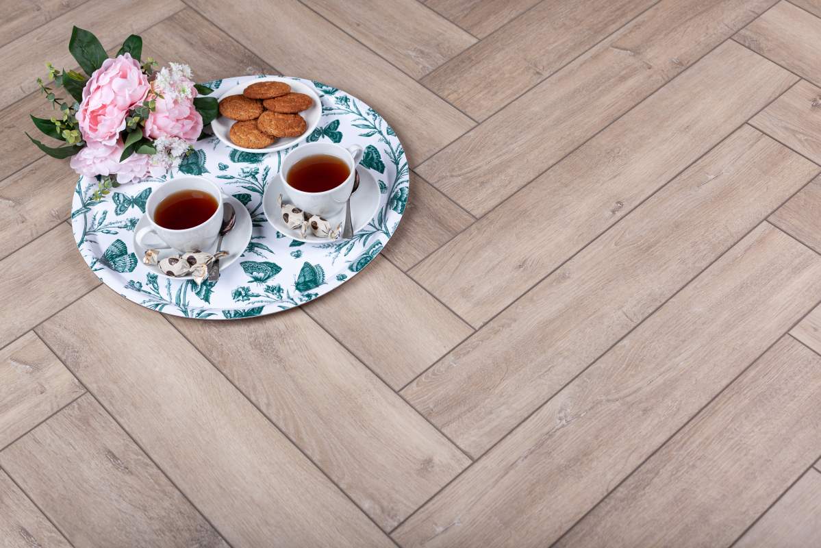 Замковая ПВХ плитка "Aberhof" Carmelita 0532 (615*123*5 мм) — купить в Москве