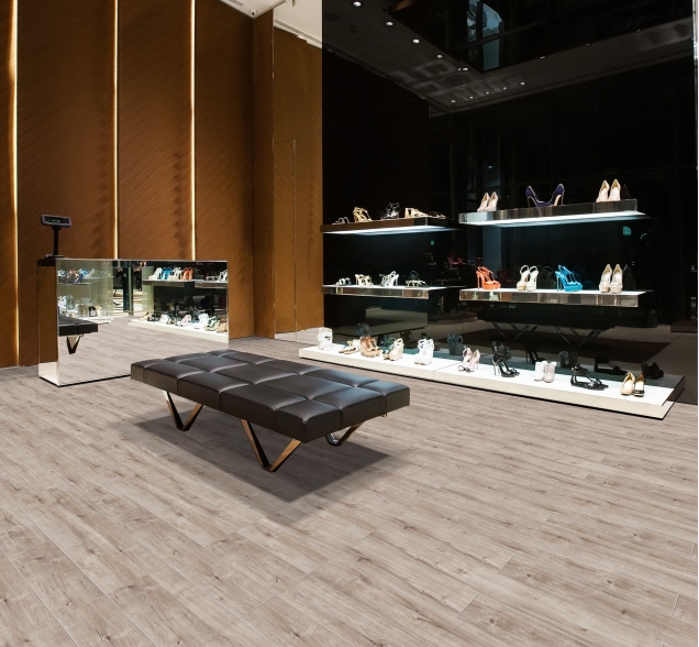 SPC ламинат "Royce" Sense Дуб Кааба 705 (1200*180*4 мм) — купить в Москве