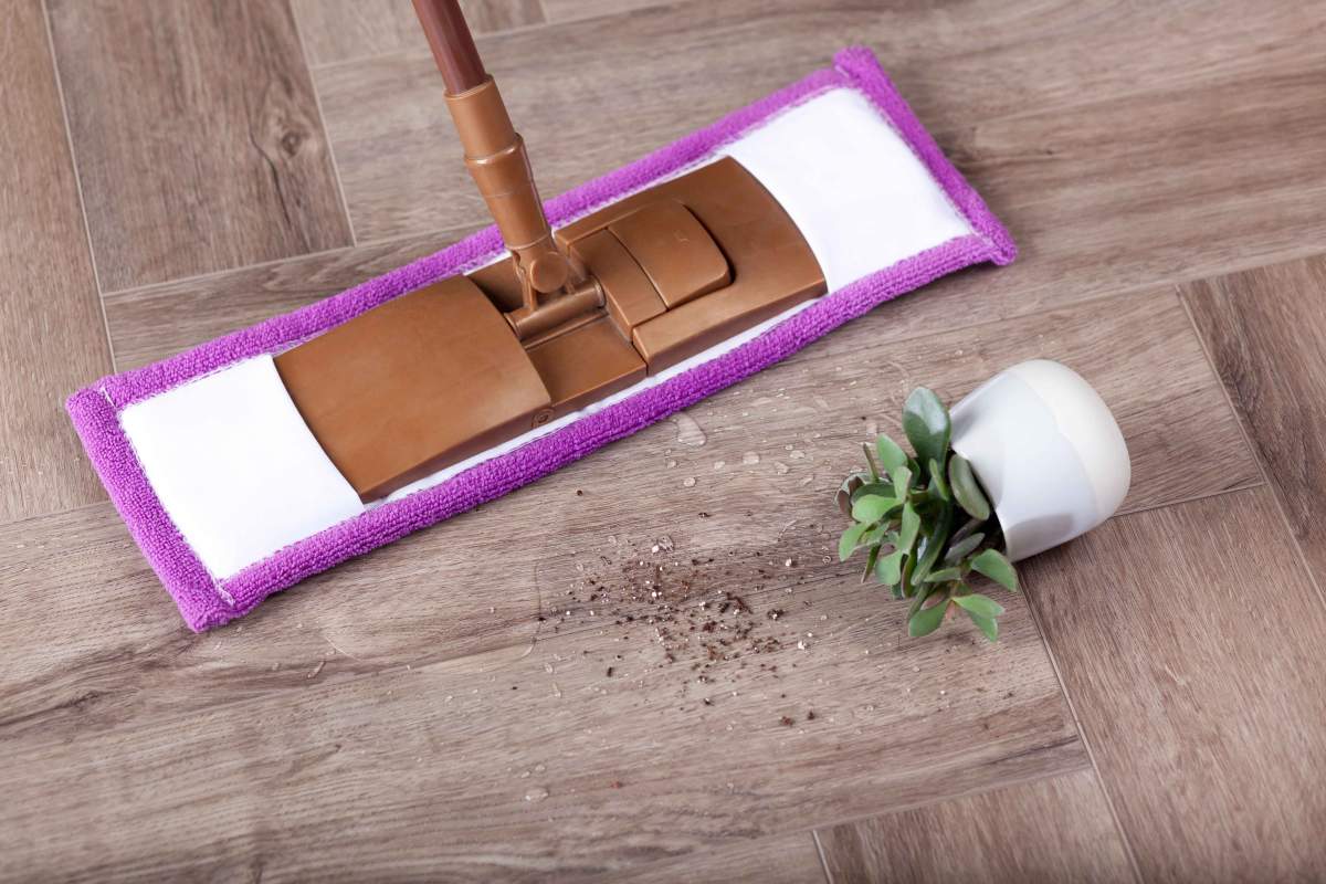 Замковая ПВХ плитка "Aberhof" Carmelita 1862 (615*123*5 мм) — купить в Москве