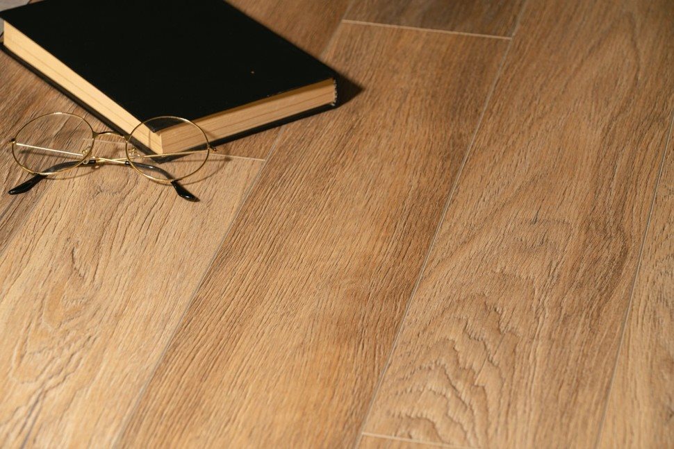 Виниловый ламинат "Bonkeel" Style Дуб Бонди (1200*125*4 мм) — купить в Москве