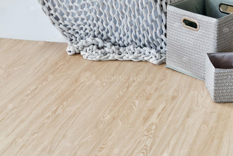 Виниловый ламинат "Alpine Floor" Classic Light MC Ясень Макао (1220*183*3,5 мм) — купить в Москве